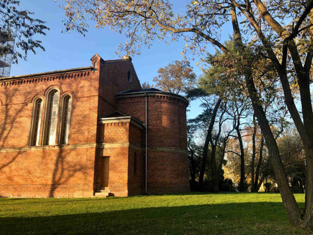 Makler Brieselang 14656: Dorfkirche Bredow