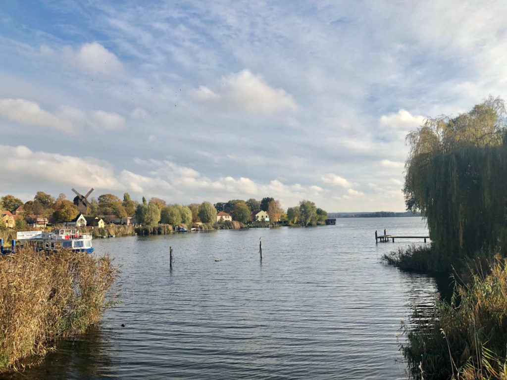 Makler Werder - Blieck auf die Marina Porta Sophia
