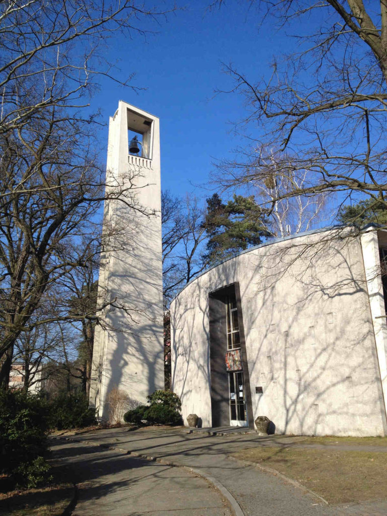 Makler Steglitz-Zehlendorf: Kirche in Dahlem