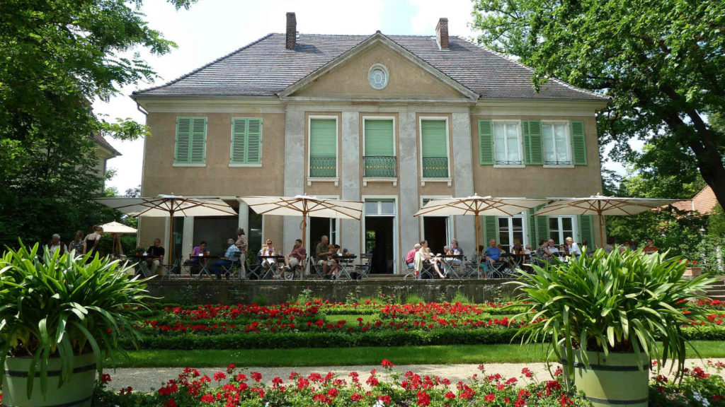 Makler Steglitz-Zehlendorf: Sommer in der Liebermann-Villa