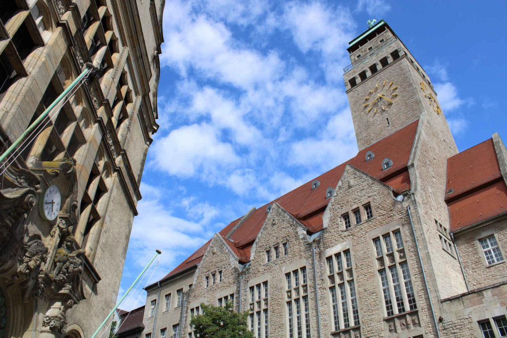 Makler Neukölln: Rathaus