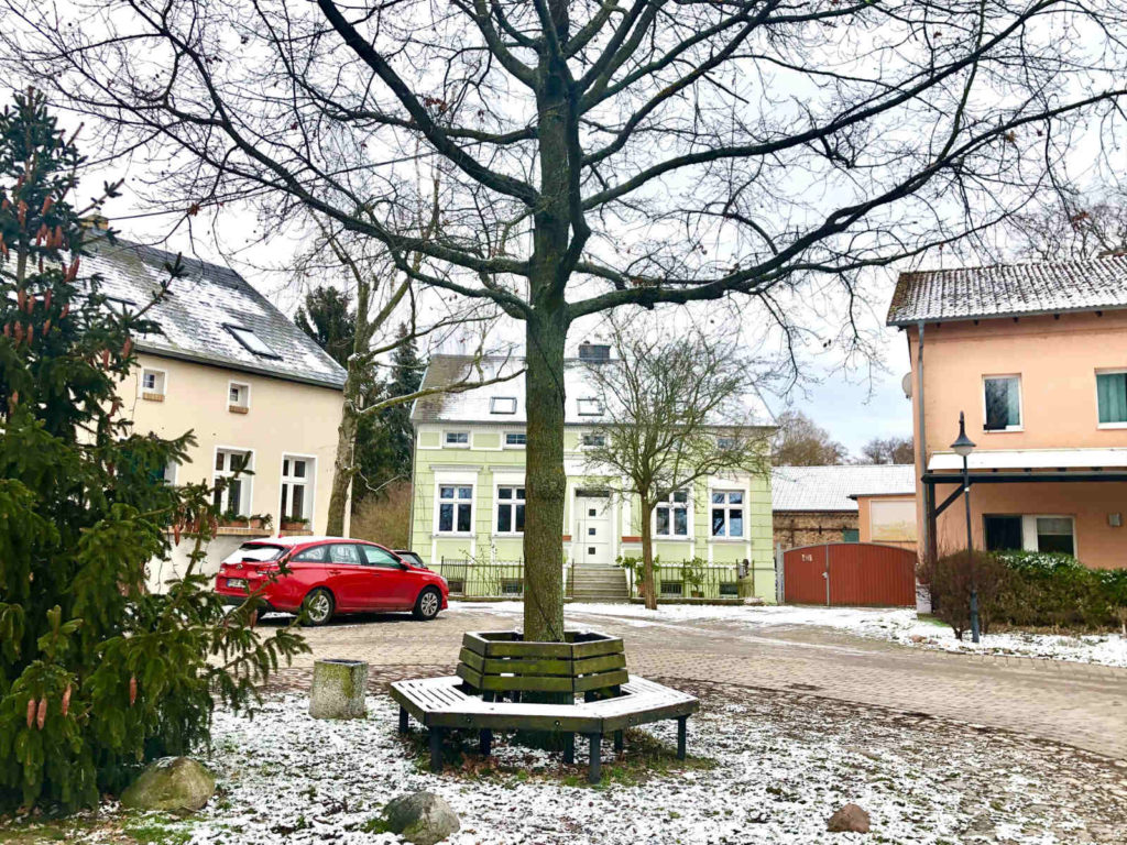 Makler Töplitz: Dorfanger Göttin