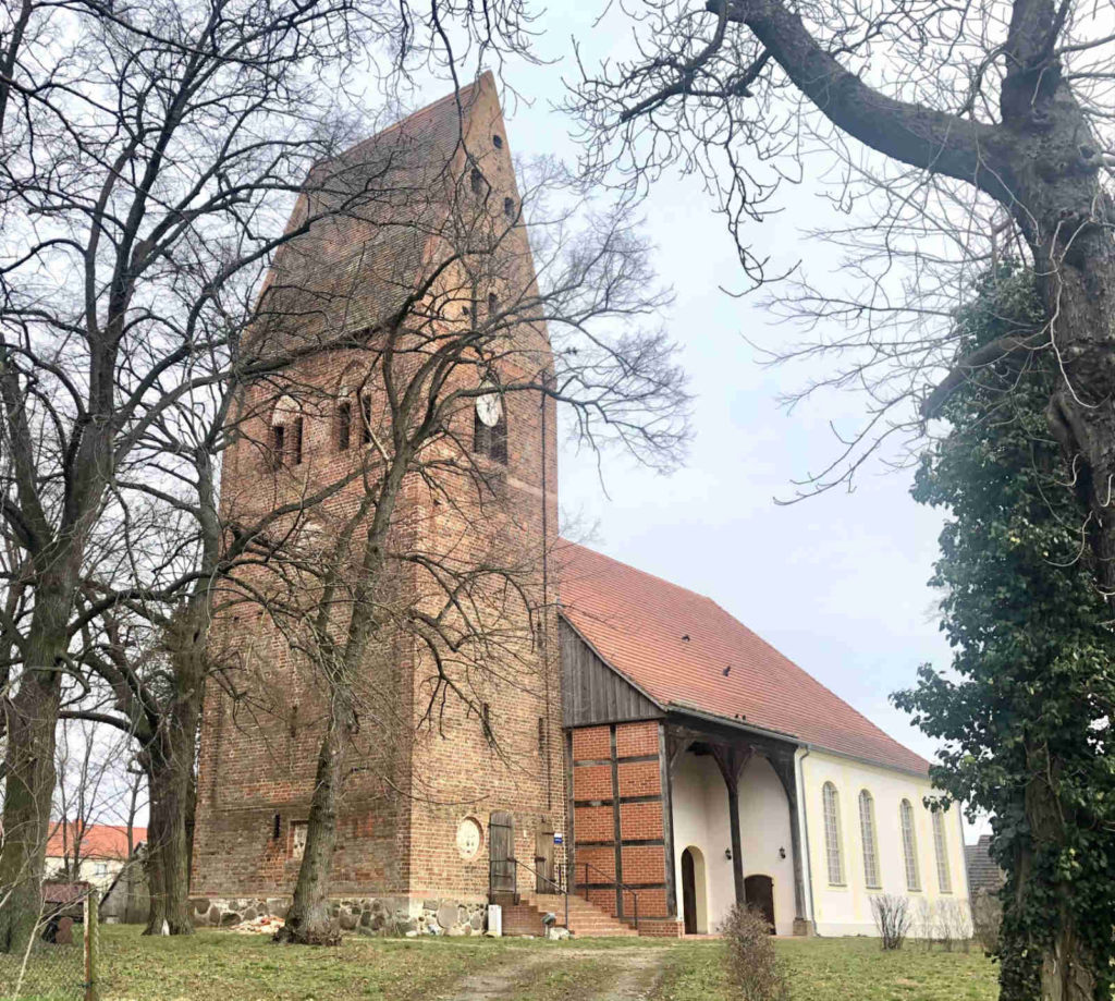 Makler Pessin - Kirche